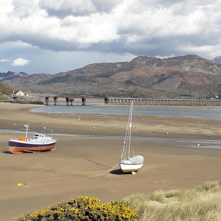 Ridge And Tides Βίλα Fairbourne Εξωτερικό φωτογραφία